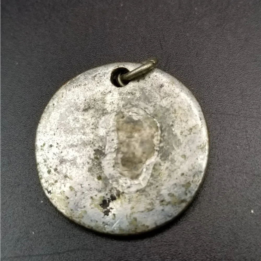Solid silver nugget necklace pendant. P114